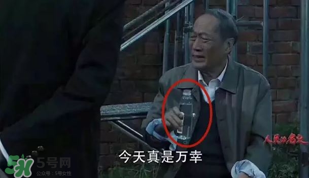 天地精華礦泉水多少錢?天地精華礦泉水零售價(jià) 天地精華礦泉水多少錢?天地精華礦泉水零售價(jià)