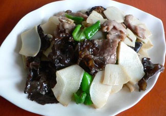 竹筍和木耳能一起吃嗎？竹筍炒木耳的做法