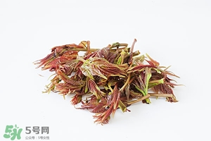 香椿葉的功效與作用 香椿葉泡水喝的功效 香椿葉的功效與作用 香椿葉泡水喝的功效