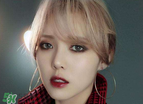 桑葚能染頭發(fā)嗎？桑葚染發(fā)劑自制