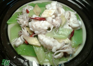 萵筍和魚(yú)能一起吃嗎？萵筍可以和魚(yú)一起煮嗎？