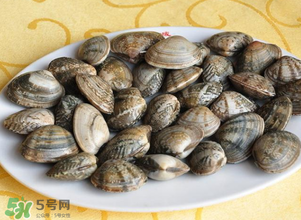 花甲里面黑色的東西能吃嗎？花甲里面黑色的是什么？