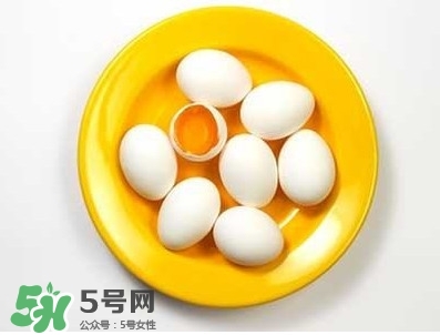 生吃雞蛋好嗎？生吃雞蛋有什么好處