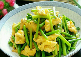 蒜苗是蒜苔嗎？蒜苔和蒜苗的區(qū)別