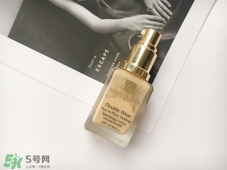 粉底液為什么會(huì)搓泥？粉底液搓泥的原因