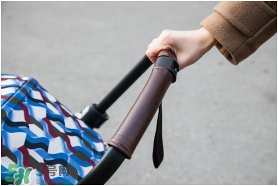 Bugaboo bee5和bee3的區(qū)別 Bugaboo bee5的升級介紹 Bugaboo bee5和bee3的區(qū)別 Bugaboo bee5的升級介紹