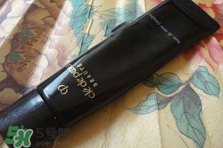 cpb隔離霜新舊版區(qū)別_cpb隔離霜新舊版對比圖 cpb隔離霜新舊版區(qū)別_cpb隔離霜新舊版對比圖