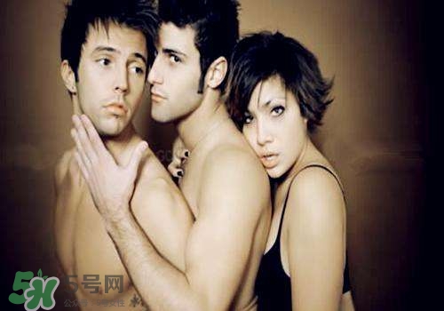 雙性戀人群的內(nèi)心獨(dú)白 雙性戀人群的內(nèi)心獨(dú)白