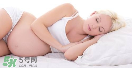 孕婦摸肚子會(huì)繞頸嗎？孕婦摸肚子胎兒能感受到嗎？