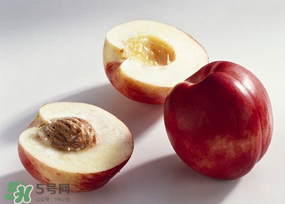 油桃可以放冰箱嗎？油桃能放冰箱嗎？