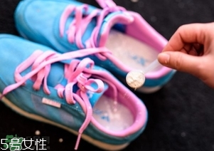 grans remedy除臭粉怎么樣?grans remedy除臭粉好用嗎? grans remedy除臭粉怎么樣?grans remedy除臭粉好用嗎?