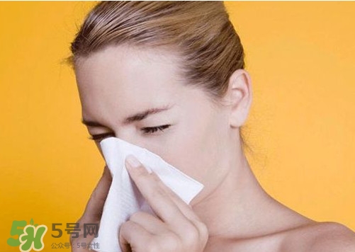 鹽水洗鼻能治好鼻炎嗎？鹽水洗鼻的正確方法