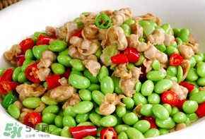 青豆多少錢一斤 青豆和豌豆是一樣的嗎 青豆多少錢一斤 青豆和豌豆是一樣的嗎