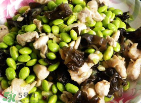 青豆和木耳能一起吃嗎？青豆和木耳能一起炒嗎？