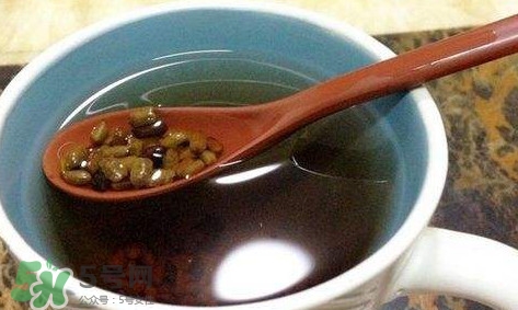 決明子泡水喝要炒熟嗎？決明子泡水的功效