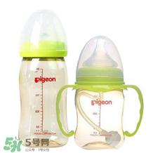 硅膠奶瓶和玻璃奶瓶哪個好？硅膠奶瓶和玻璃奶瓶對比