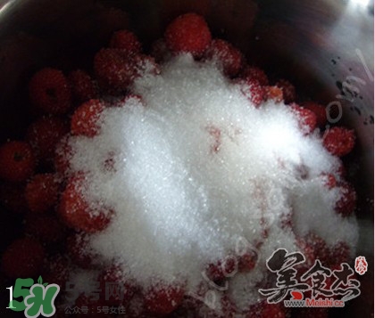 來月經可以吃樹莓嗎？月經期間吃樹莓好嗎？