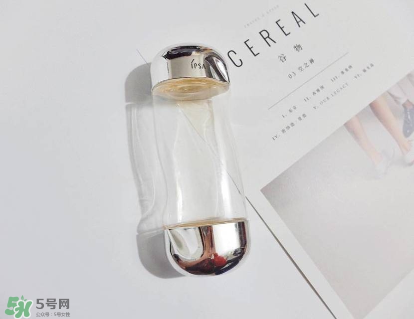 混油皮夏天用的護(hù)膚品 混油皮夏季護(hù)膚日常推薦 混油皮夏天用的護(hù)膚品 混油皮夏季護(hù)膚日常推薦