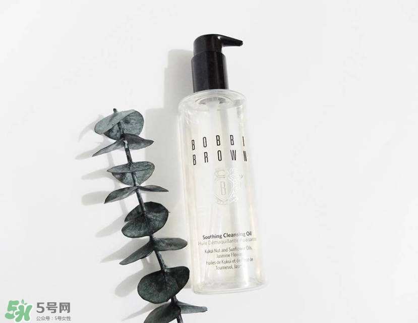 混油皮夏天用的護(hù)膚品 混油皮夏季護(hù)膚日常推薦 混油皮夏天用的護(hù)膚品 混油皮夏季護(hù)膚日常推薦