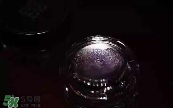 紀梵希黑紫色眼影膏怎么樣？紀梵希黑紫色眼影膏多少錢？
