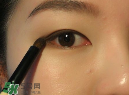 初學(xué)者怎么畫(huà)眼影?初學(xué)者如何畫(huà)眼影? 初學(xué)者怎么畫(huà)眼影?初學(xué)者如何畫(huà)眼影?