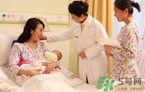 夏天做月子穿什么鞋？夏天做月子如何選擇鞋子？