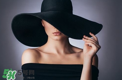 HIV真有這么可怕嗎？艾滋病的臨床表現(xiàn)主要有哪些