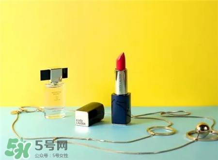 雅詩(shī)蘭黛520限量唇膏禮盒多少錢(qián)_有哪些色號(hào)? 雅詩(shī)蘭黛520限量唇膏禮盒多少錢(qián)_有哪些色號(hào)?