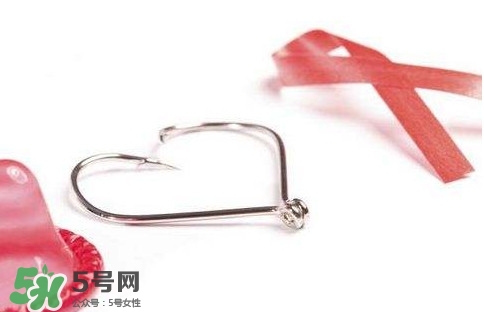 HIV真有這么可怕嗎？艾滋病的臨床表現(xiàn)主要有哪些