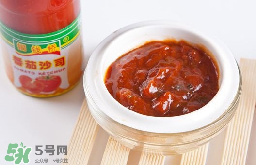 番茄醬是番茄沙司嗎？番茄醬和番茄沙司有什么不同？