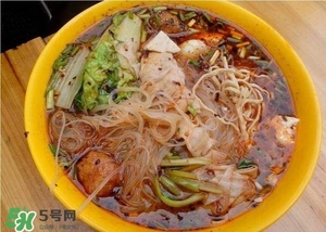 麻辣燙和冒菜有啥區(qū)別？麻辣燙和冒菜哪個(gè)好吃？