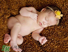 寶寶臍帶掉了要緊嗎？寶寶臍帶掉了出血了怎么辦？