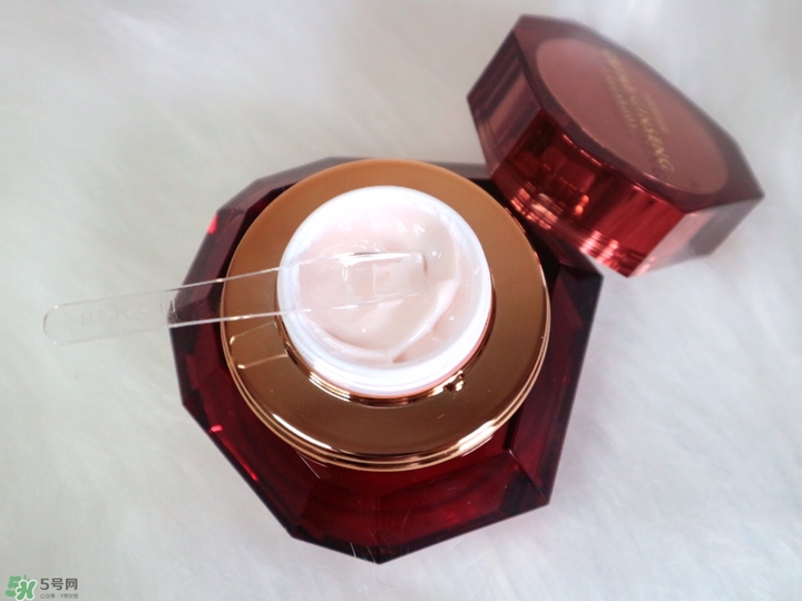 伊思紅參套盒怎么樣 伊思紅參套裝好用嗎 伊思紅參套盒怎么樣 伊思紅參套裝好用嗎