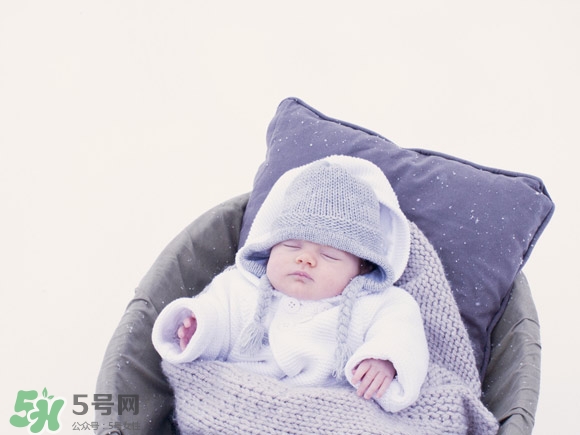 護(hù)臍貼用到什么時(shí)候？護(hù)臍貼用多久？