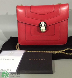 寶格麗蛇頭包正品多少錢？寶格麗蛇頭包專柜價格