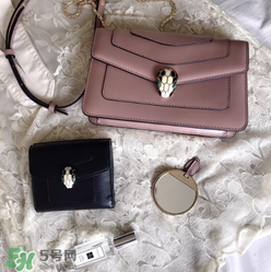 寶格麗蛇頭包有哪幾種尺寸？寶格麗蛇頭包尺寸介紹