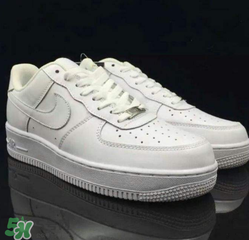 nike空軍一號(hào)怎么辨別真假？耐克空軍一號(hào)板鞋真假對(duì)比