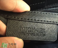 michael kors鎖頭包怎么分辨真假？mk鎖頭包真假辨別