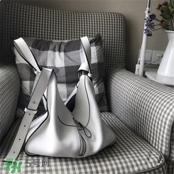 loewe hammock尺寸多大？羅意威吊床包有幾個尺寸？