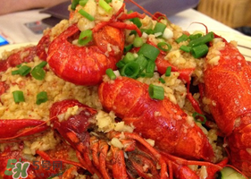 蒜蓉龍蝦怎么做好吃？蒜蓉龍蝦怎么燒？