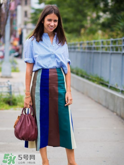 藍(lán)色襯衫搭配什么褲子？藍(lán)色襯衣配什么顏色褲子？