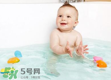 金銀花治療嬰兒濕疹有效嗎？寶寶濕疹可以用金銀花嗎？