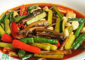 黃鱔可以和黃瓜一起吃嗎？黃瓜和黃鱔能同食嗎？