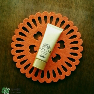 安耐曬金色軟管怎么樣？安耐曬金色軟管怎么用？