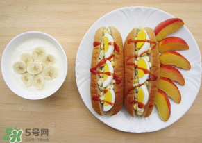 油桃和酸奶能一起吃嗎？油桃能和酸奶一起吃嗎？