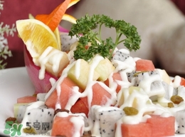 水果沙拉需要哪些材料？水果沙拉用什么沙拉醬