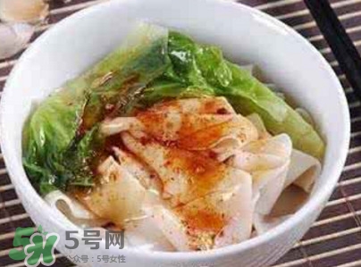 油潑面怎么和面？油潑面的面怎么和