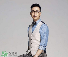 王自健離婚了嗎？王自健老婆黃雅靜個人資料