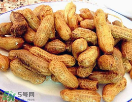 楊梅和花生能一起吃嗎？吃了楊梅還能吃生花生嗎？