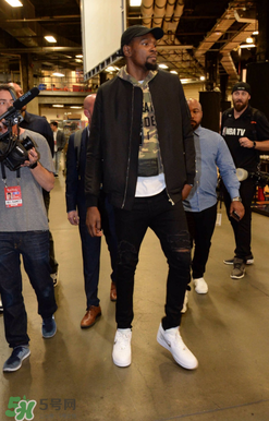 off white與nike air force 1聯(lián)名款好看嗎_怎么樣_最新諜照 off white與nike air force 1聯(lián)名款好看嗎_怎么樣_最新諜照